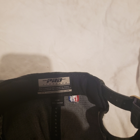 Pro standard Cleveland Cavaliers - Picture 3 of 3